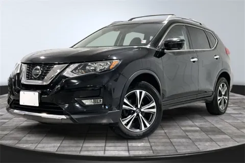 Another view of 2019 Nissan Rogue SV for sale in Roanoke, IN at Southwest Auto Sales