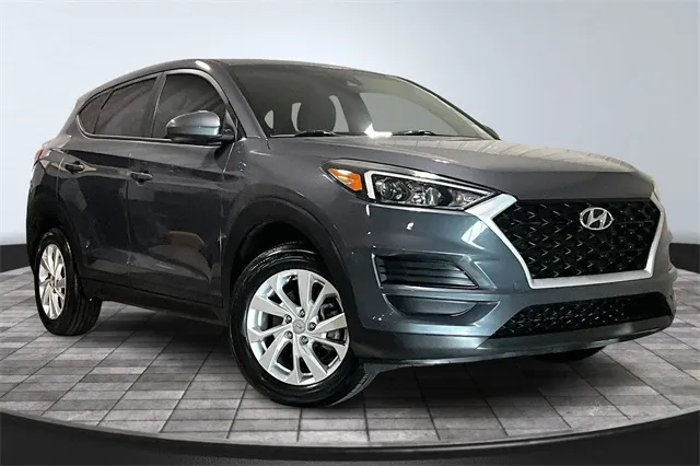 Gray 2019 Hyundai Tucson SE for sale in Roanoke, IN