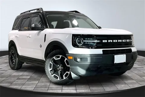White 2022 Ford Bronco Sport Outer Banks for sale in Roanoke, IN
