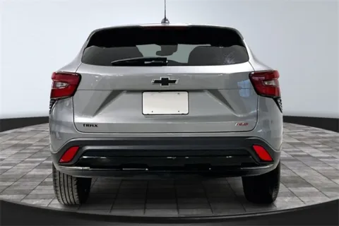 More photos of 2024 Chevrolet Trax 1RS at Southwest Auto Sales, IN