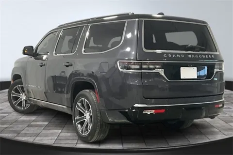 More photos of 2022 Jeep Grand Wagoneer Series I at Southwest Auto Sales, IN