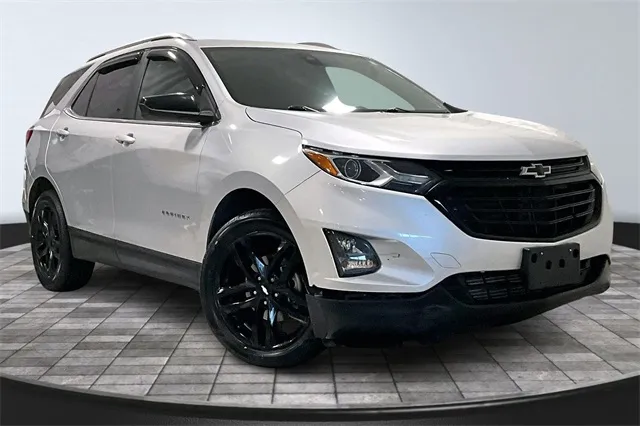 Silver 2021 Chevrolet Equinox LT for sale in Roanoke, IN
