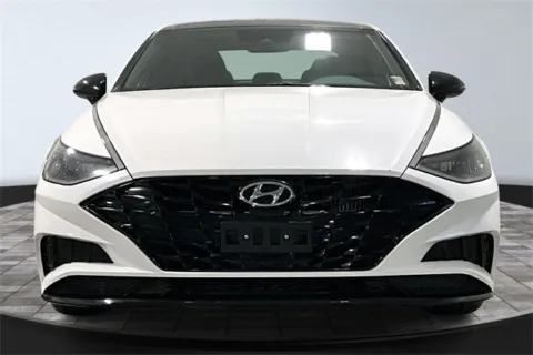 Photos of 2023 Hyundai Sonata SEL Plus for sale in Roanoke, IN at Southwest Auto Sales