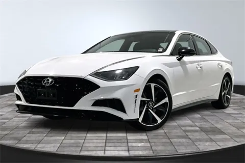 Another view of 2023 Hyundai Sonata SEL Plus for sale in Roanoke, IN at Southwest Auto Sales