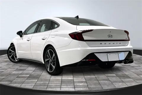 More photos of 2023 Hyundai Sonata SEL Plus at Southwest Auto Sales, IN