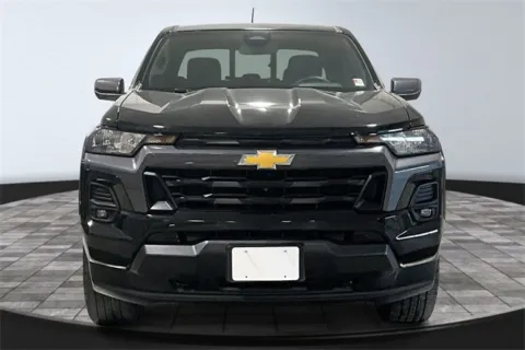 Photos of 2023 Chevrolet Colorado LT for sale in Roanoke, IN at Southwest Auto Sales