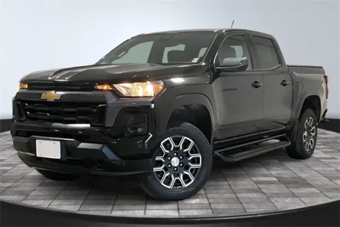 Another view of 2023 Chevrolet Colorado LT for sale in Roanoke, IN at Southwest Auto Sales