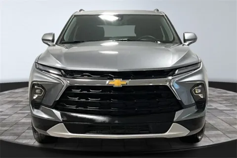 Photos of 2024 Chevrolet Blazer LT for sale in Roanoke, IN at Southwest Auto Sales