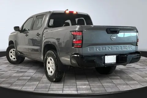 More photos of 2022 Nissan Frontier S at Southwest Auto Sales, IN