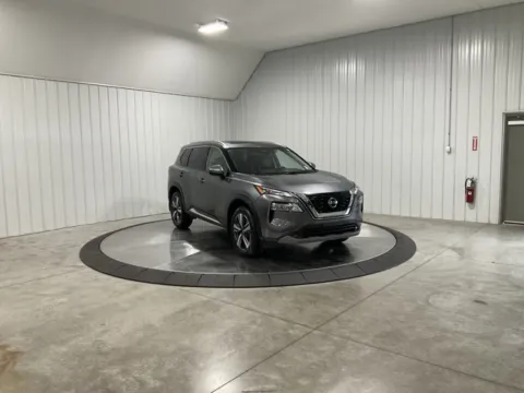 Photos of 2021 Nissan Rogue SL for sale in Roanoke, IN at Southwest Auto Sales
