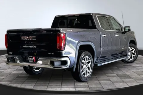 More photos of 2022 GMC Sierra 1500 SLT at Southwest Auto Sales, IN