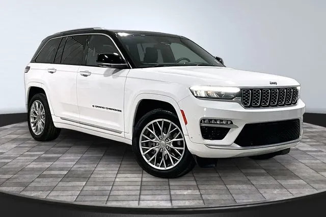 White 2022 Jeep Grand Cherokee Summit 4xe for sale in Roanoke, IN