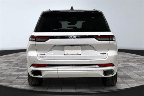 More photos of 2022 Jeep Grand Cherokee Summit 4xe at Southwest Auto Sales, IN