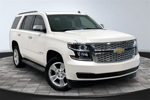 White 2015 Chevrolet Tahoe LT for sale in Roanoke, IN