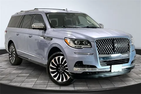 Blue 2022 Lincoln Navigator L L Black Label for sale in Roanoke, IN