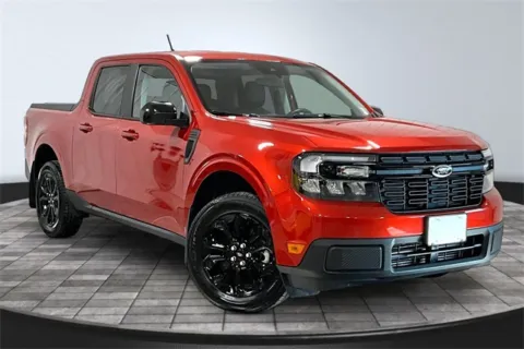 Red 2023 Ford Maverick Lariat for sale in Roanoke, IN