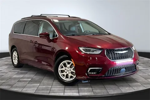 Red 2022 Chrysler Pacifica Touring L for sale in Roanoke, IN