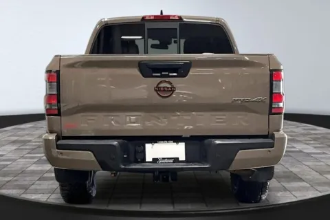 More photos of 2022 Nissan Frontier PRO-4X at Southwest Auto Sales, IN