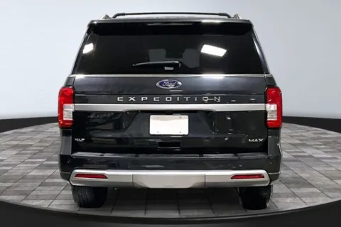 More photos of 2023 Ford Expedition Max XLT at Southwest Auto Sales, IN