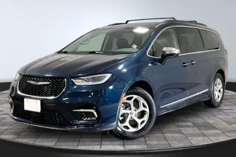 Another view of 2023 Chrysler Pacifica Limited for sale in Roanoke, IN at Southwest Auto Sales