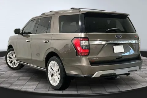 More photos of 2018 Ford Expedition Limited at Southwest Auto Sales, IN