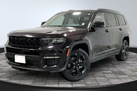 Another view of 2022 Jeep Grand Cherokee L Limited for sale in Roanoke, IN at Southwest Auto Sales