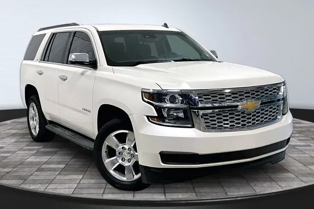 White 2015 Chevrolet Tahoe LT for sale in Roanoke, IN