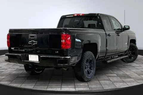 More photos of 2019 Chevrolet Silverado 1500 LD LT at Southwest Auto Sales, IN