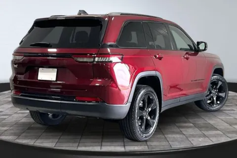 More photos of 2023 Jeep Grand Cherokee Altitude X at Southwest Auto Sales, IN