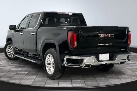 More photos of 2021 GMC Sierra 1500 SLT at Southwest Auto Sales, IN