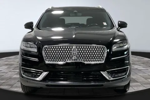 Photos of 2020 Lincoln Nautilus Reserve for sale in Roanoke, IN at Southwest Auto Sales