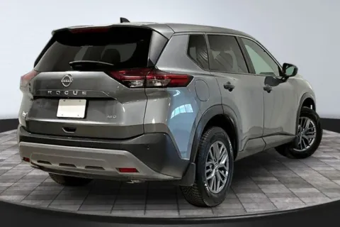 More photos of 2023 Nissan Rogue S at Southwest Auto Sales, IN