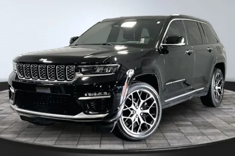 Another view of 2022 Jeep Grand Cherokee Summit for sale in Roanoke, IN at Southwest Auto Sales