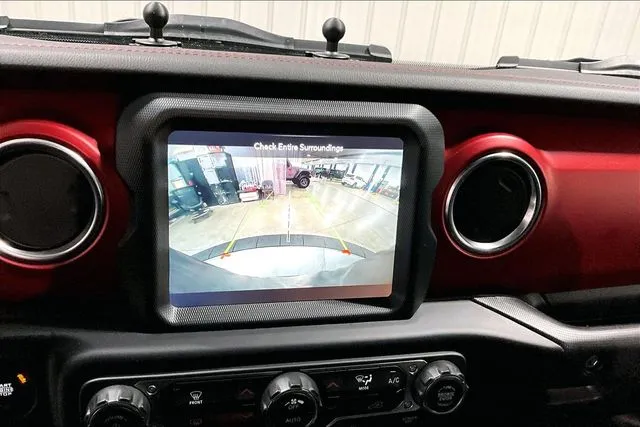 2023 Jeep Wrangler 2-Door Rubicon - Photo 14