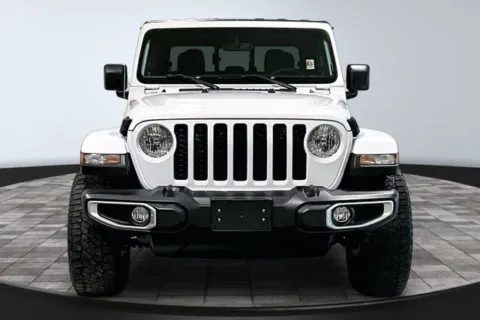 Photos of 2023 Jeep Gladiator Sport S for sale in Roanoke, IN at Southwest Auto Sales