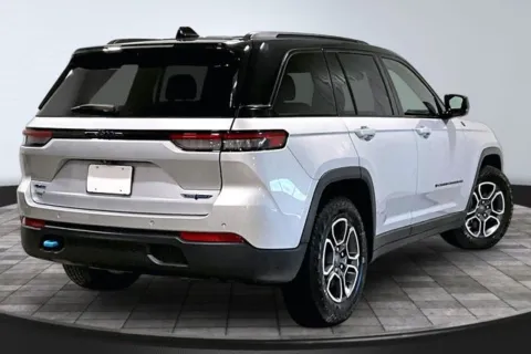 More photos of 2023 Jeep Grand Cherokee Trailhawk 4xe at Southwest Auto Sales, IN
