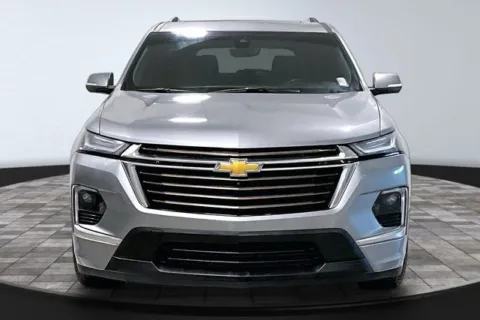 Photos of 2023 Chevrolet Traverse High Country for sale in Roanoke, IN at Southwest Auto Sales
