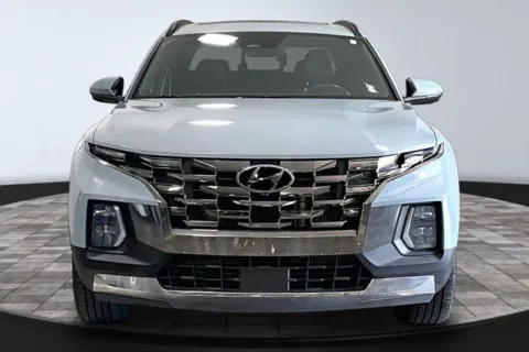 Photos of 2022 Hyundai Santa Cruz Limited for sale in Roanoke, IN at Southwest Auto Sales