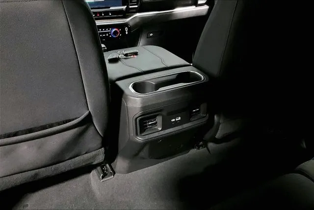 2023 Chevrolet Silverado 1500 RST - Photo 11