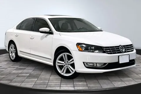 White 2013 Volkswagen Passat TDI SEL Premium for sale in Roanoke, IN