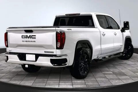 More photos of 2023 GMC Sierra 1500 Elevation at Southwest Auto Sales, IN