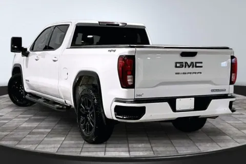 More photos of 2023 GMC Sierra 1500 Elevation at Southwest Auto Sales, IN