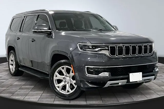 2022 Jeep Wagoneer Series II 4WD's photo