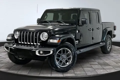 Another view of 2021 Jeep Gladiator Overland for sale in Roanoke, IN at Southwest Auto Sales