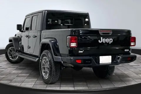 More photos of 2021 Jeep Gladiator Overland at Southwest Auto Sales, IN