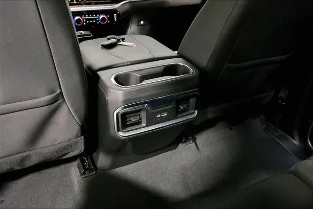 2023 GMC Sierra 1500 Elevation - Photo 11