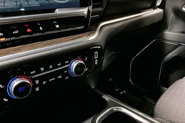 2023 GMC Sierra 1500 Elevation - Photo 17