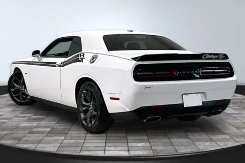 More photos of 2019 Dodge Challenger R/T at Southwest Auto Sales, IN