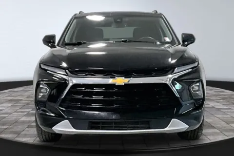 Photos of 2023 Chevrolet Blazer LT for sale in Roanoke, IN at Southwest Auto Sales
