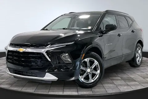 Another view of 2023 Chevrolet Blazer LT for sale in Roanoke, IN at Southwest Auto Sales